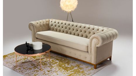 Beżowa sofa. Jaką kanapę w odcieniach beżu wybrać do nowoczesnego salonu.